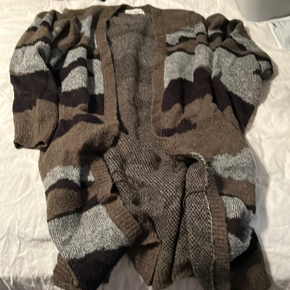 Knox rose sweater
